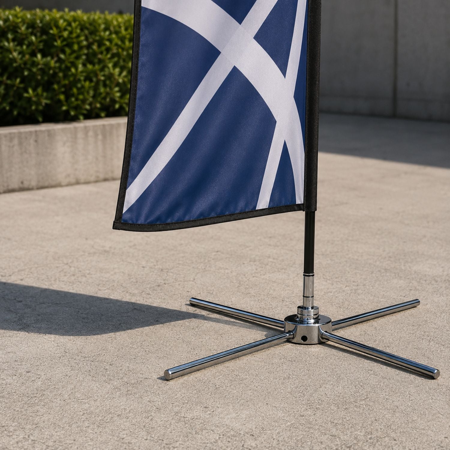 Cross Base, Works with all Flags